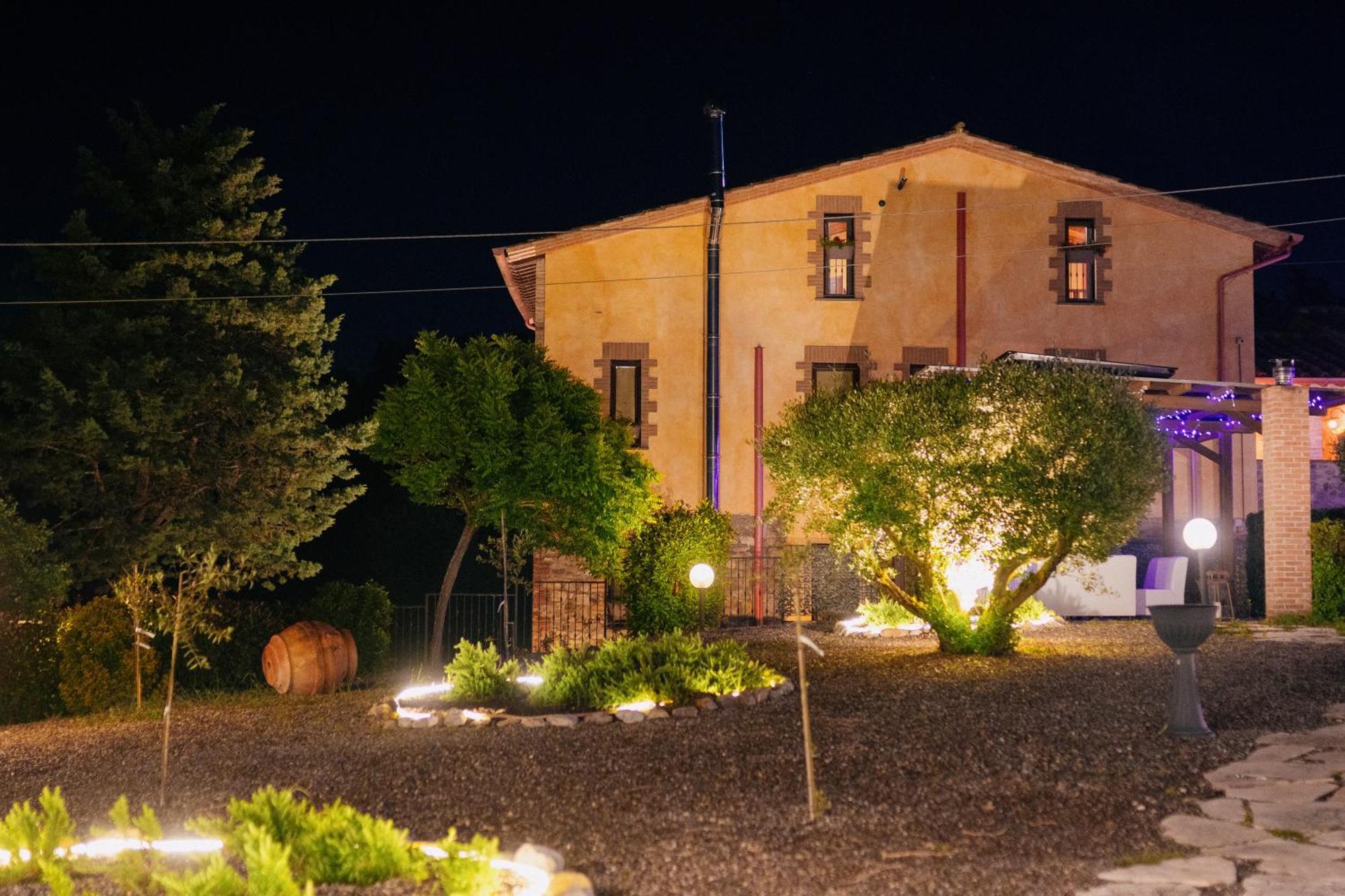 Casale Serena Фабро Екстер'єр фото